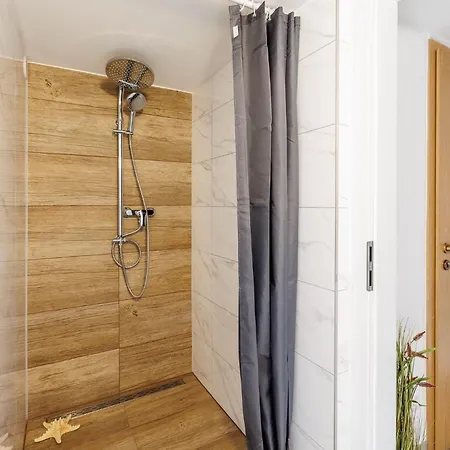 Vaz E06, Tv, Wlan, Kueche, Terrasse * إسن